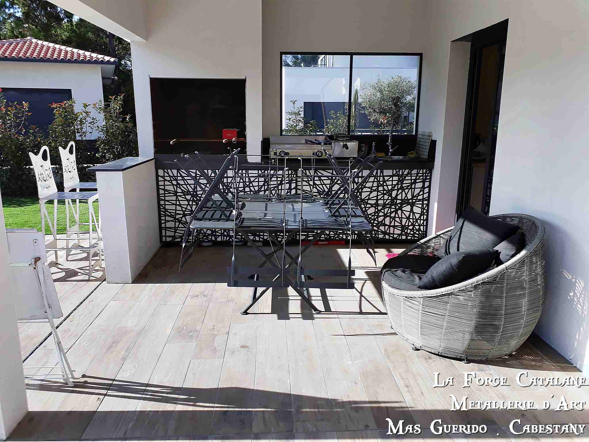 decoupe laser sur porte sous barbecue fer forge catalane (4).jpg